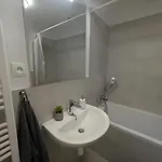 Bratislava, Sadba Family Apartment, Balcony, Free Parking, Airport 1km, Old Town 8km Appartamento Bratislava