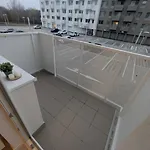 Bratislava, Sadba Family Apartment, Balcony, Free Parking, Airport 1km, Old Town 8km Appartamento Bratislava