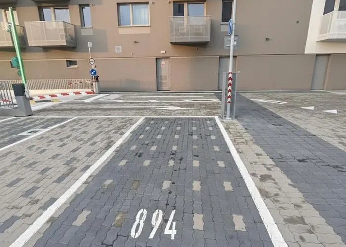 Apartament Sadba Apartment, 1-4 Guests, Free Parking & Wifi, 15 Min From Downtown